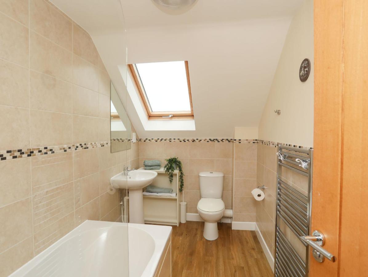 Cefn Cwmwd Cottage Llangefni Exteriör bild